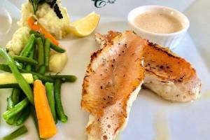 Le Courtyard Restauran