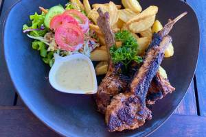 Green Island Beach Restaurant